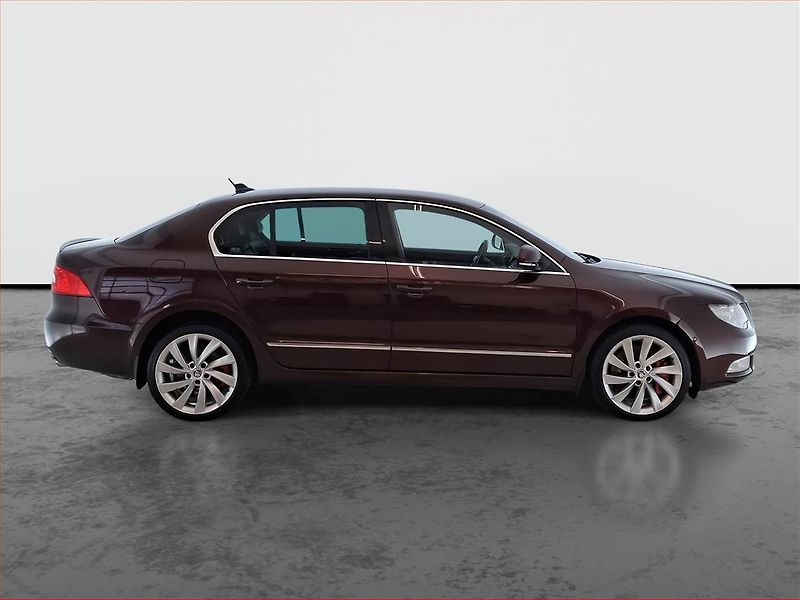 Škoda Superb (2009) 3.6 FSI V6, 4X4, Automat - fotka 6 z 23