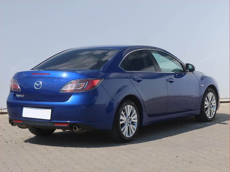 Mazda 6 (2008) 2.0, Xenony, Tempomat - fotka 5 z 17