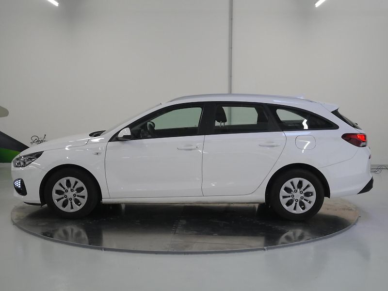 Hyundai i30 - fotka 3 z 26