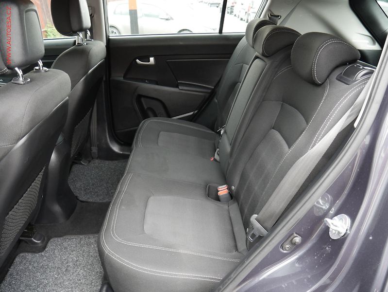 Kia Sportage (2014) 1.6 GDi, Comfort, TZ - fotka 10 z 15