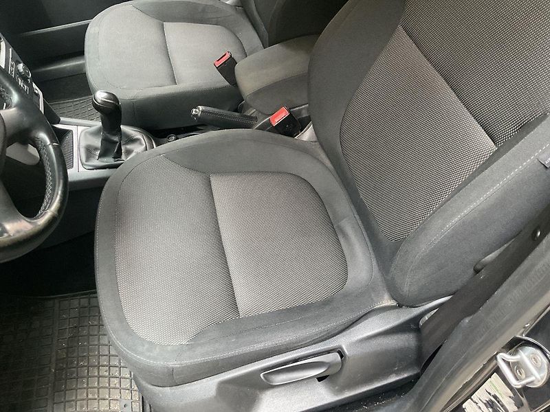 Škoda Yeti (2012) Skoda Yeti 1.4 TSI Ambition Pl - fotka 7 z 8