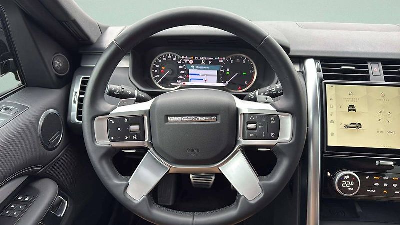 Land Rover Discovery R-Dynamic 3.0l MHEV AWD 8AT (2 - fotka 16 z 46