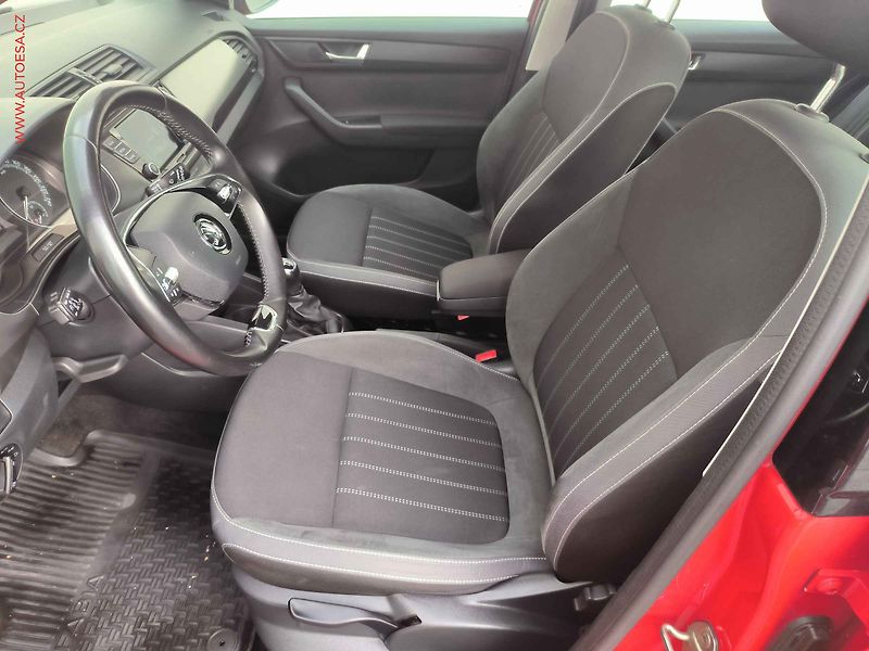 Škoda Fabia (2021) 1.0 TSi, 1.maj,ČR, Style - fotka 9 z 21