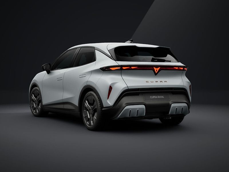 Cupra Raval 38,5kWh 99kW - fotka 2 z 6