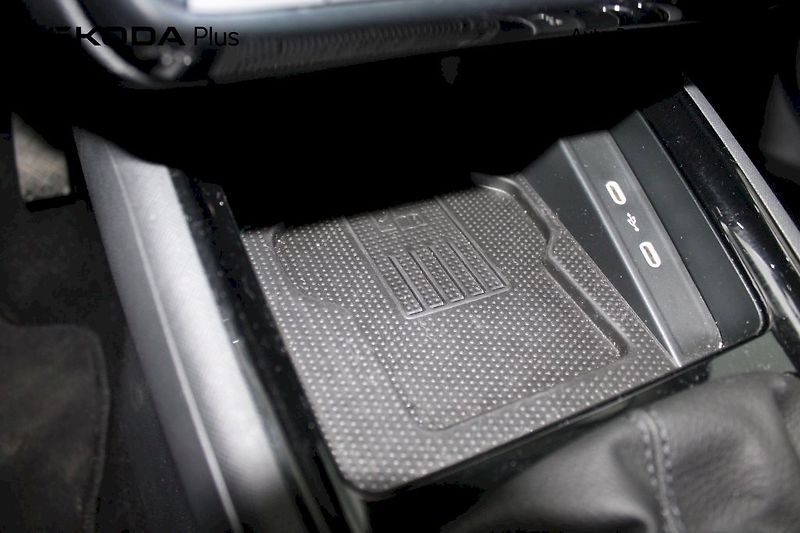 Škoda Scala (2024) 1,0 TSI 85 kW Top Selection - fotka 12 z 25