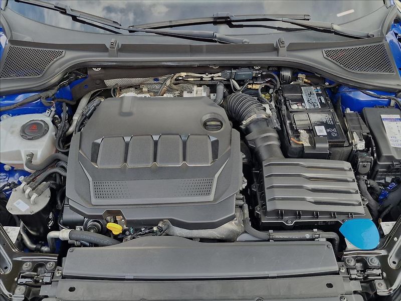 Škoda Octavia 2.0 TDI Style Combi,ČR,1.Maj. - fotka 43 z 49