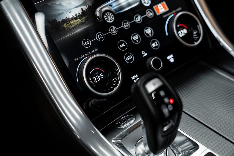 Land Rover Range Rover Sport - fotka 10 z 28