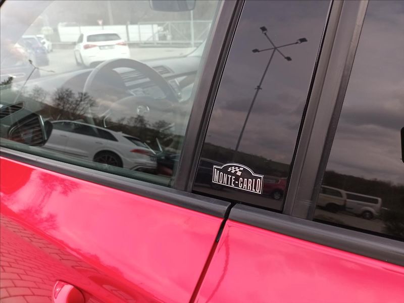 Škoda Fabia 1,2 TSI,81KW,MONTE CARLO,PANO, - fotka 37 z 38