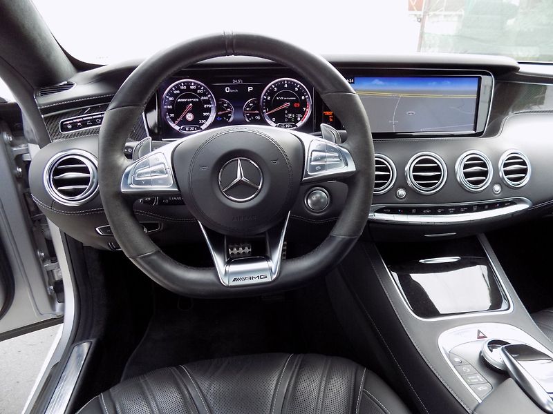Mercedes-Benz Třídy S (2015) 63AMG/4Matic/2.maj.ČR/LED/ - fotka 22 z 50