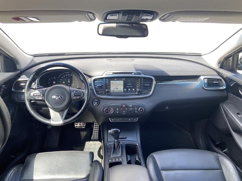 Kia Sorento 2.2 CRDi 147kW AT AWD Premium - fotka 5 z 25