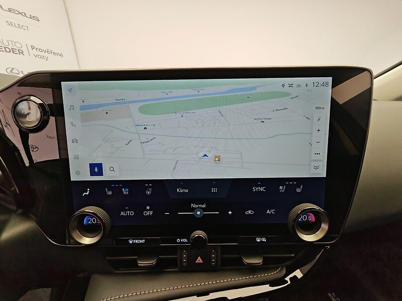 Lexus NX 350h 350h PRESTIGE PLUS TECH - fotka 36 z 45