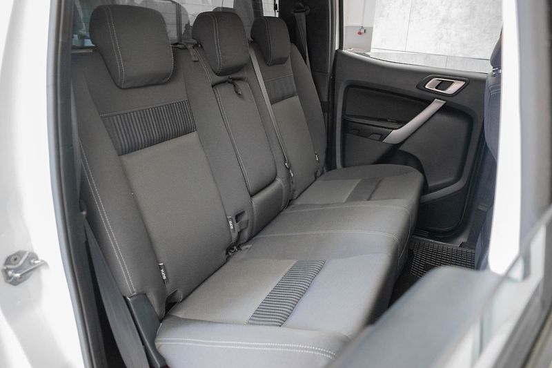 Ford Ranger 2.0 XLT*Naviják*4x4*TAŽNÉ*ČR 1 - fotka 11 z 40