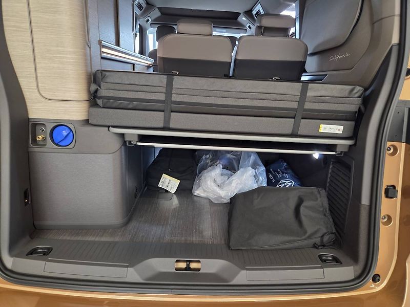 Volkswagen Ostatní California Ocean 1.5 TSI eHybr - fotka 38 z 77