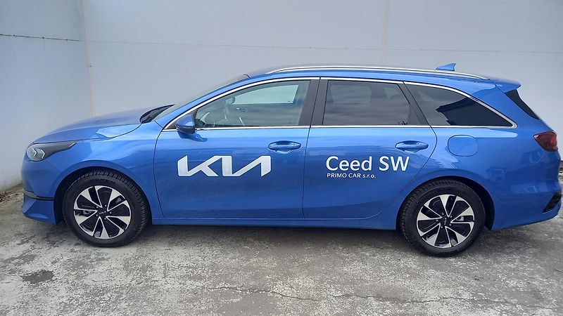 Kia Ceed SW (2025) 1,5 T-GDi GPF TOP - fotka 5 z 14