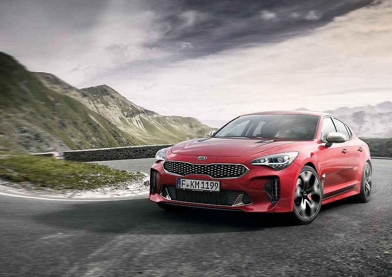 Kia Stinger.