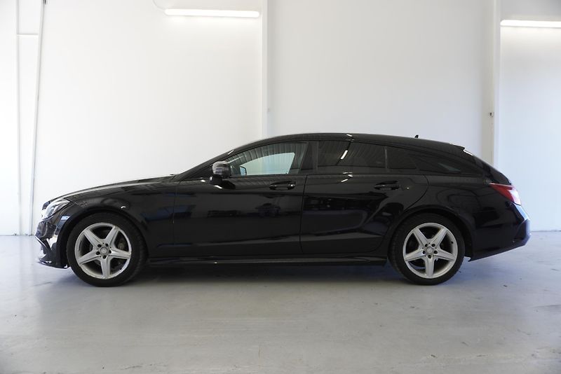 Mercedes-Benz CLS 3,0D 4MATIC AMG-LINE  - fotka 8 z 29