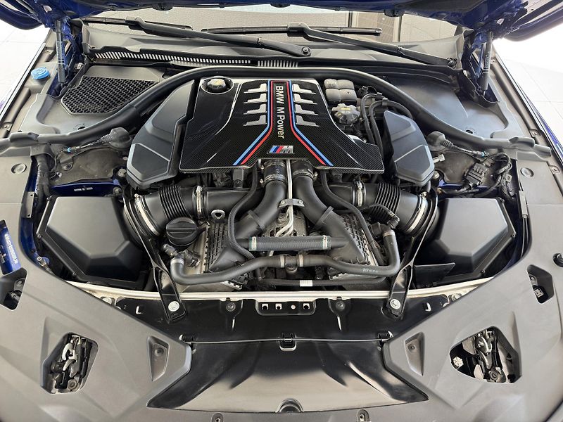 BMW M8 Competition*MaxVýb*REZERVACE - fotka 53 z 53
