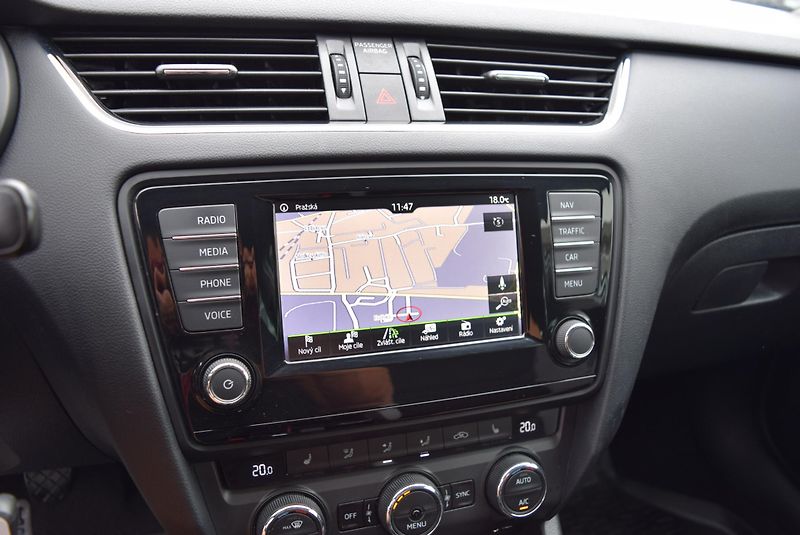 Škoda Octavia (2016) 2.0TDI 110kw ED. JOY BIXEN TAŽ - fotka 26 z 48