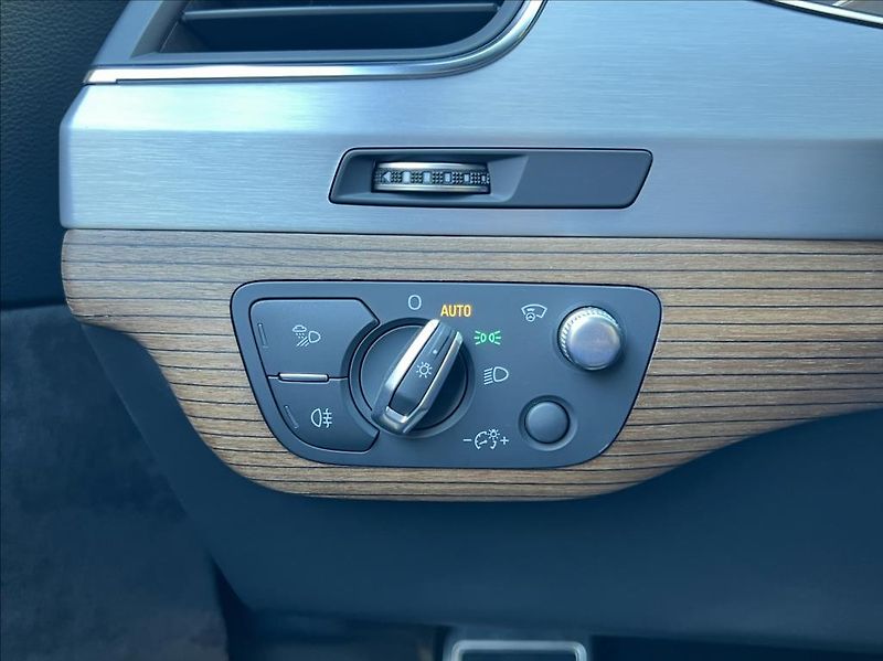 Audi SQ7 4,0 TDi QUATTRO MATRIX MASÁŽE - fotka 51 z 62