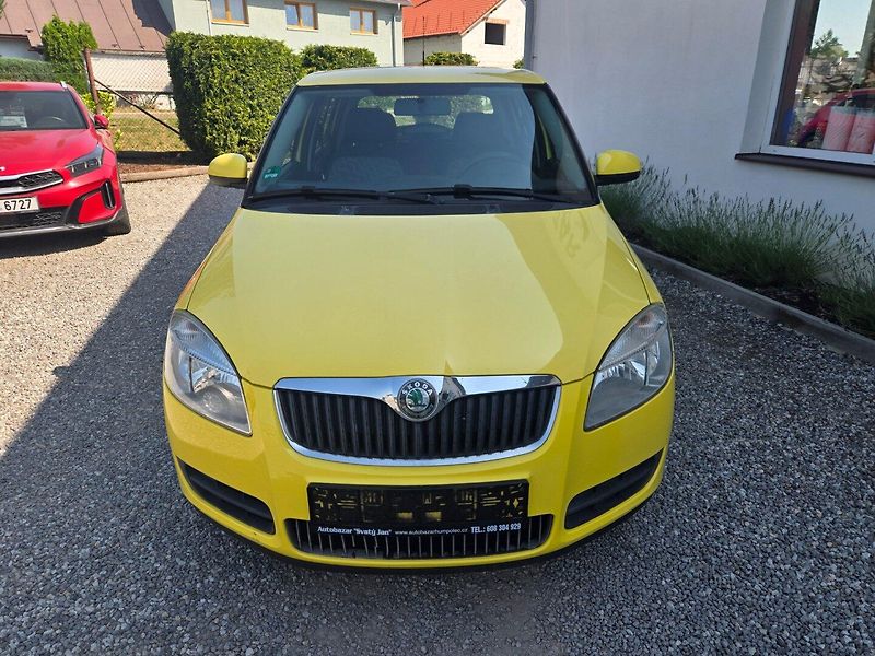 Škoda Fabia (2009) 1.4 16V Serviska - fotka 8 z 30