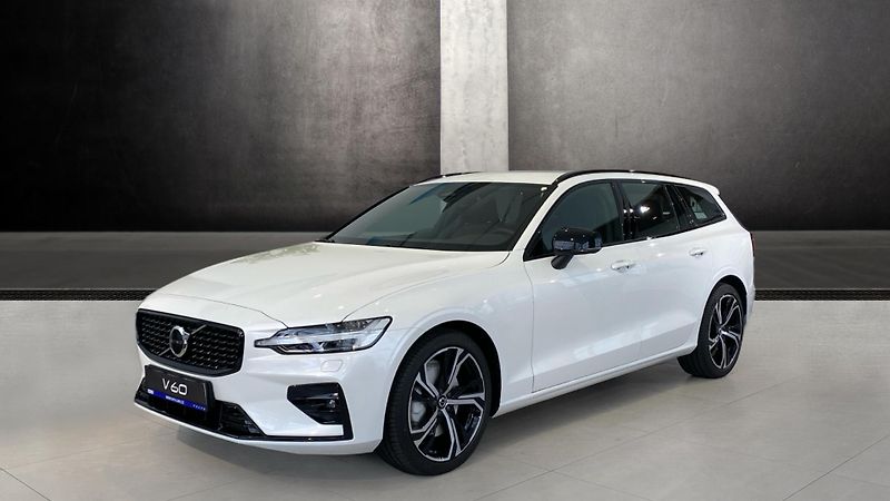 Volvo V60 (2026) PLUS DARK, B4, 145+10 kW / 197 - fotografie inzerátu