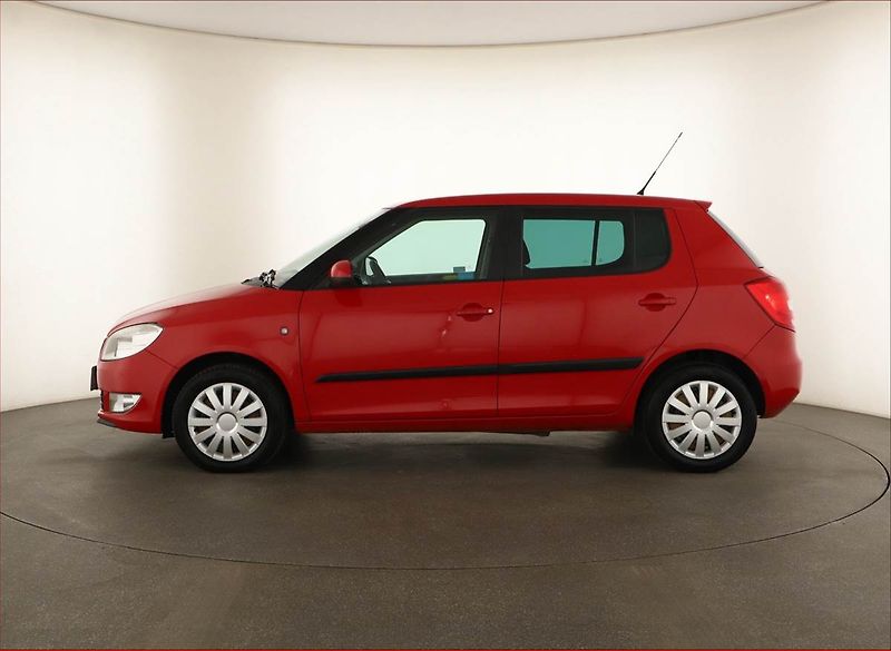 Škoda Fabia (2010) 1.2 TSI, Serv.kniha - fotka 3 z 11