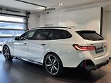 BMW Řada 5 (2025) 540d xDrive Touring M Sport - náhled 3