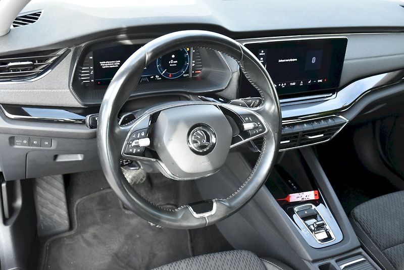 Škoda Octavia (2023) Style Plus 1.5 TSI 110kW DSG - fotka 11 z 30