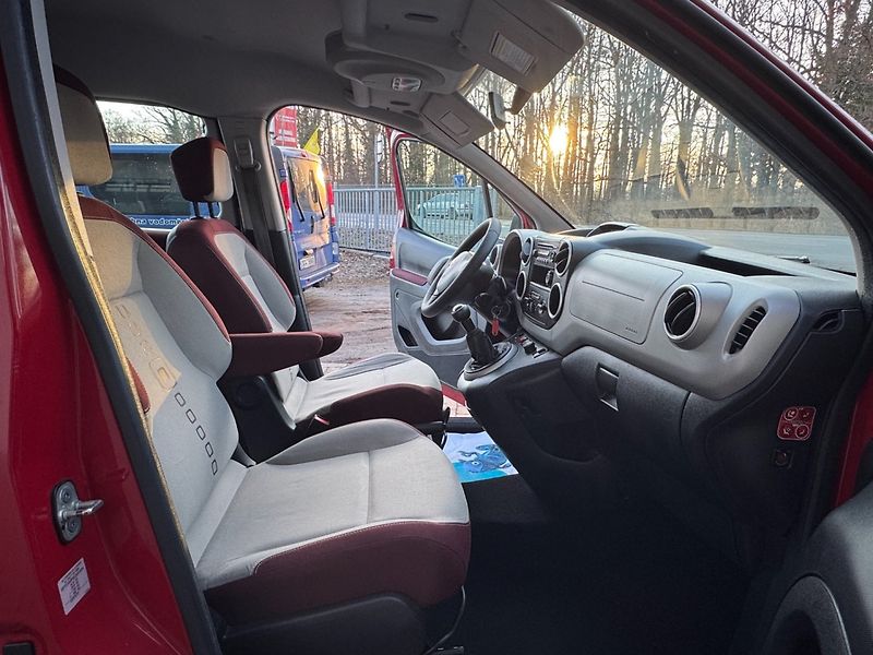 Citroën Berlingo (2012) 1.6 HDi Multispace - fotka 13 z 25