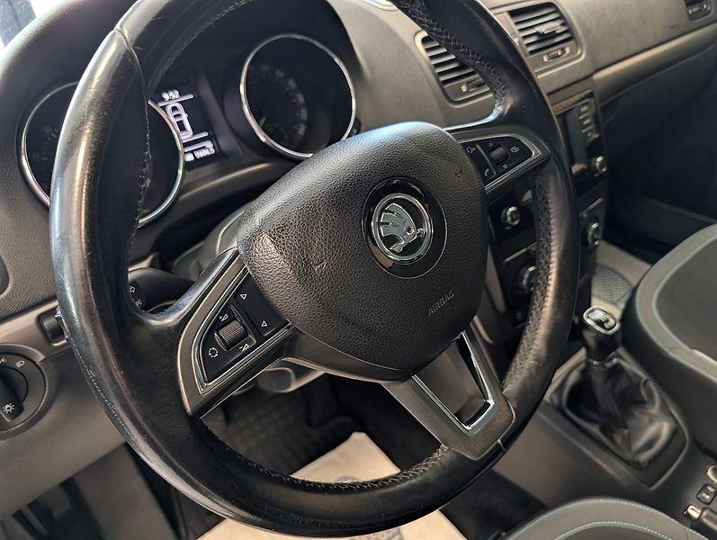Škoda Yeti 1.4 TSI 4X4 JOY - fotka 14 z 29
