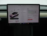 Tesla Model Y (2022) Long Range AWD 75kWh, SoH 89% - náhled 11