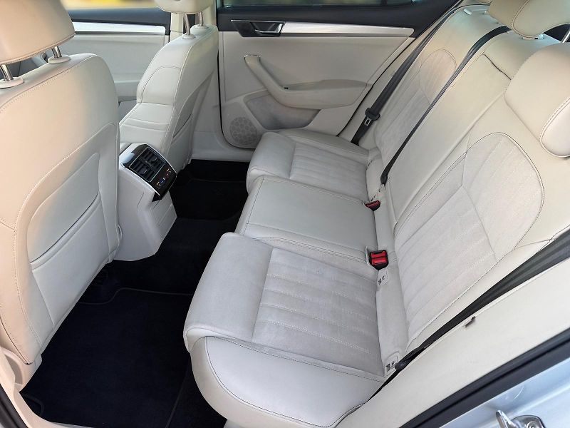Škoda Superb (2023) STYLE 2.0TDI 110kW DSG CZ DPH - fotka 8 z 11