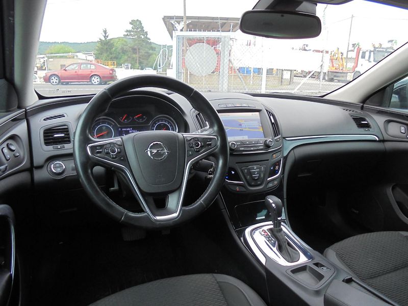 Opel Insignia (2016) 2.0 CDTi SPORT- NAVI- AUTOMAT - fotka 8 z 11