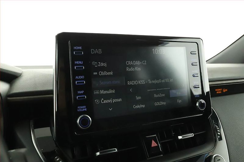 Toyota Corolla (2021) 1.8 Hybrid - fotka 9 z 16