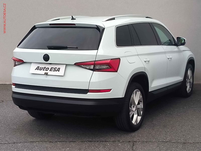 Škoda Kodiaq (2017) 2.0TDi 4x4, Style, DSG, LED - fotka 4 z 32