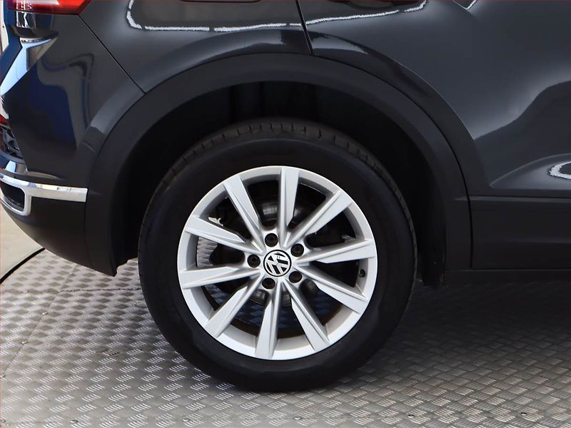 Volkswagen T-Roc (2021) 2.0 TDI 4Motion, 4X4, Automat - fotka 13 z 17