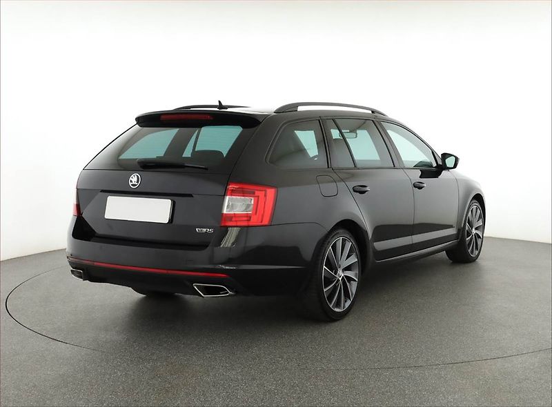 Škoda Octavia (2016) RS 2.0 TDI, Automat, Kůže - fotka 5 z 20