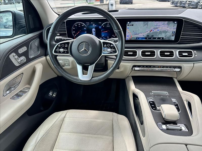 Mercedes-Benz GLE 350d 4MATIC - fotka 14 z 15