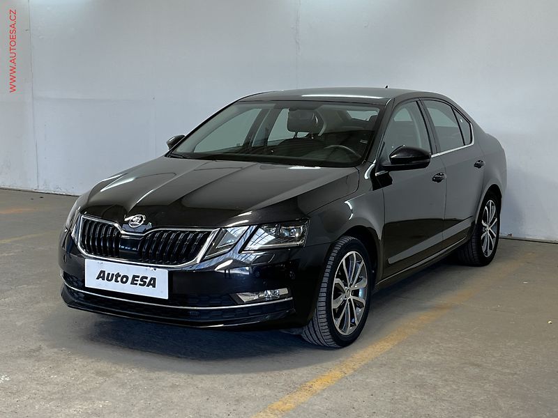 Škoda Octavia (2019) 2.0 TSi, ČR, Style, DSG, LED - fotka 3 z 16