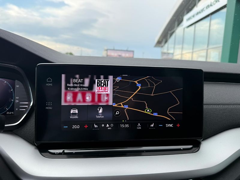 Škoda Octavia Sportline 2.0 TDI 110kw DSG Co - fotka 12 z 28