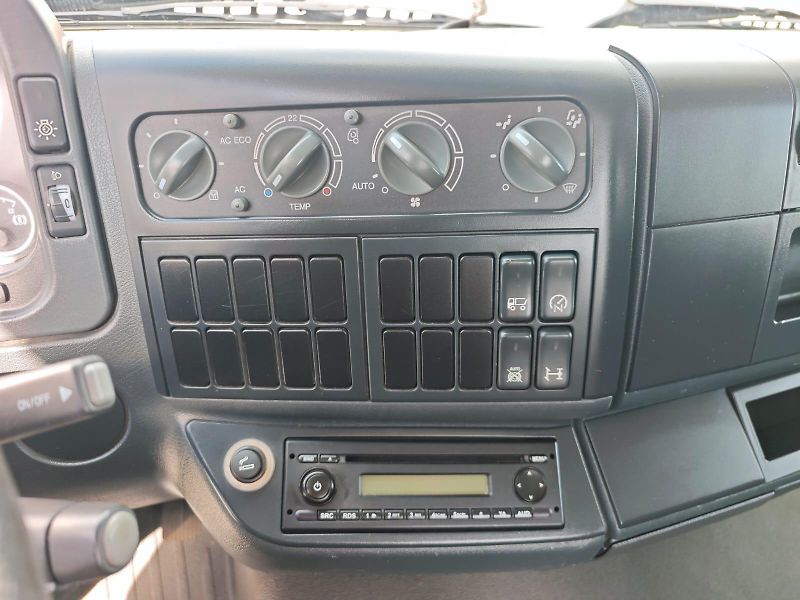 MAN TGL 12.220 NOVÝ 8t hákový nosič  - fotka 14 z 26
