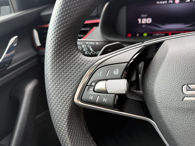 Škoda Scala DSG 1,5 TSi 110 kW Monte Carlo - fotka 17 z 24