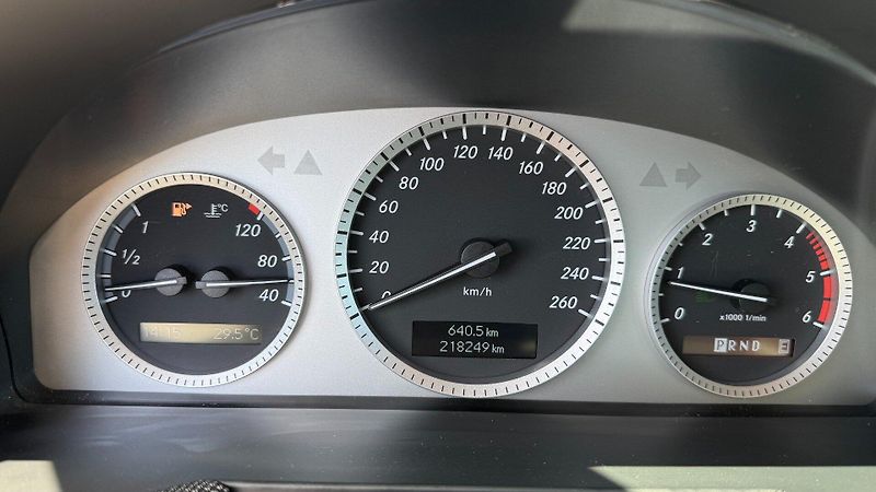 Mercedes-Benz GLK (2011) 250CDi 150kW*4Matic*Tažné* - fotka 14 z 23