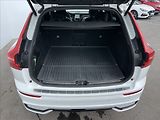 Volvo XC60 2,0 B4 A8 Ultimate Dark LED - náhled 22