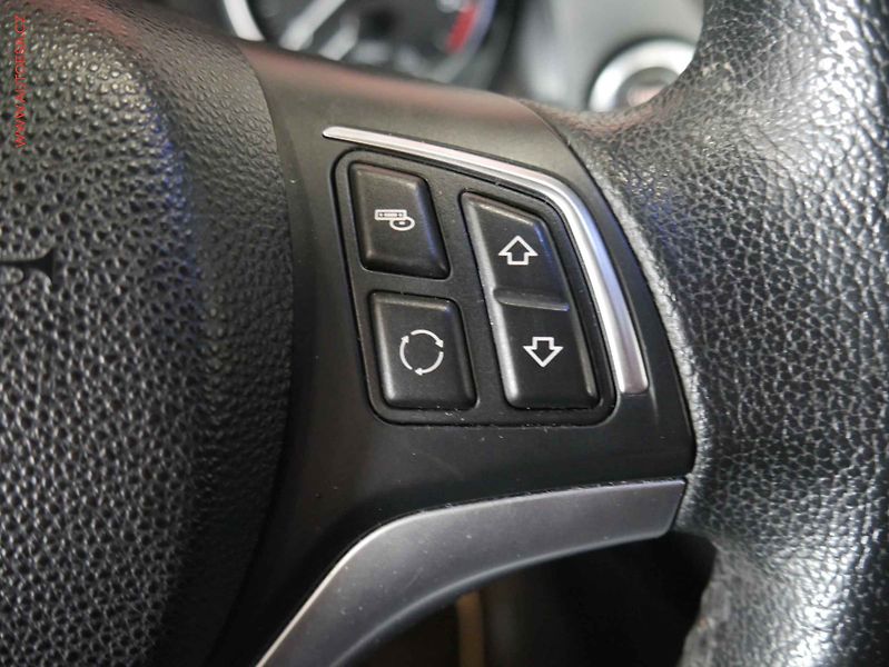 BMW X1 (2012) 2.0 d xD, Navi, xenon, kůže - fotka 13 z 21