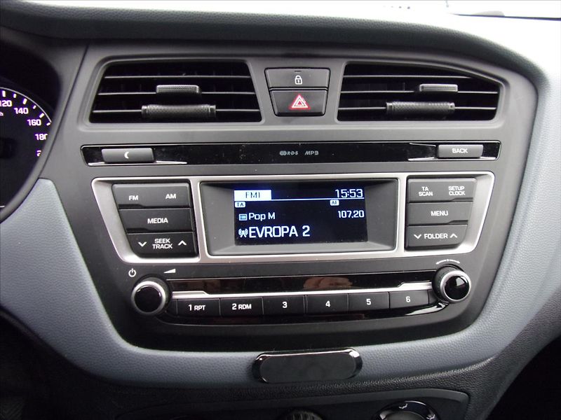 Hyundai i20 1,3 Classic - fotka 18 z 26