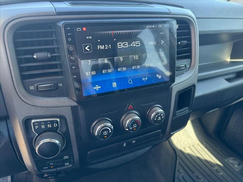 Dodge RAM 1500 3,6 i - fotka 14 z 16