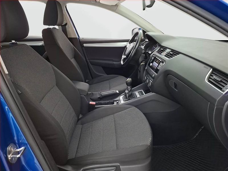 Škoda Octavia (2015) Ambition 2.0 TDI, ČR,1.maj - fotka 9 z 13