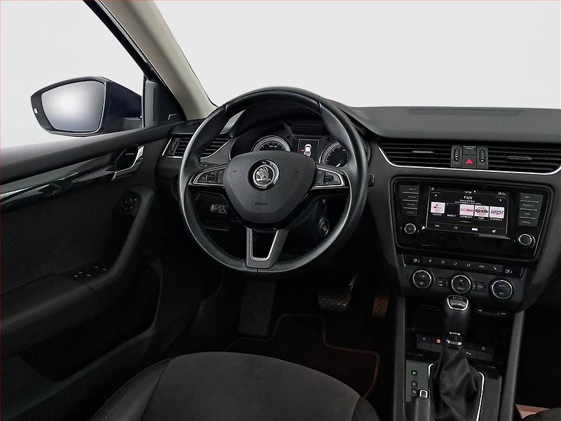 Škoda Octavia (2016) Laurin&Klement 2.0 TDI, 4X4 - fotka 7 z 28