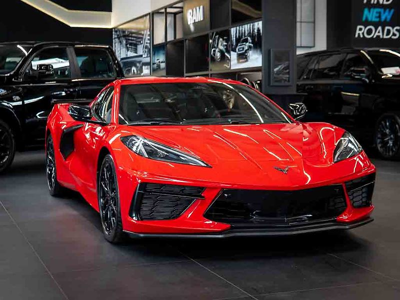Chevrolet Corvette (2026) 6.2 Stingray 3LT Z51 Facelift - fotka 9 z 39